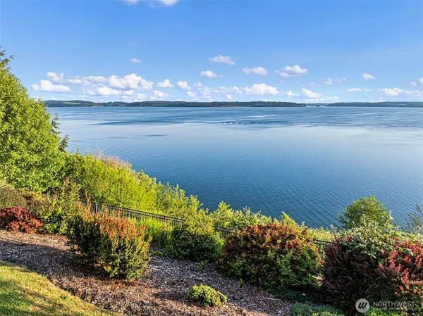 $1,900,000 | 182 Bow Road, Fox Island, WA 98333