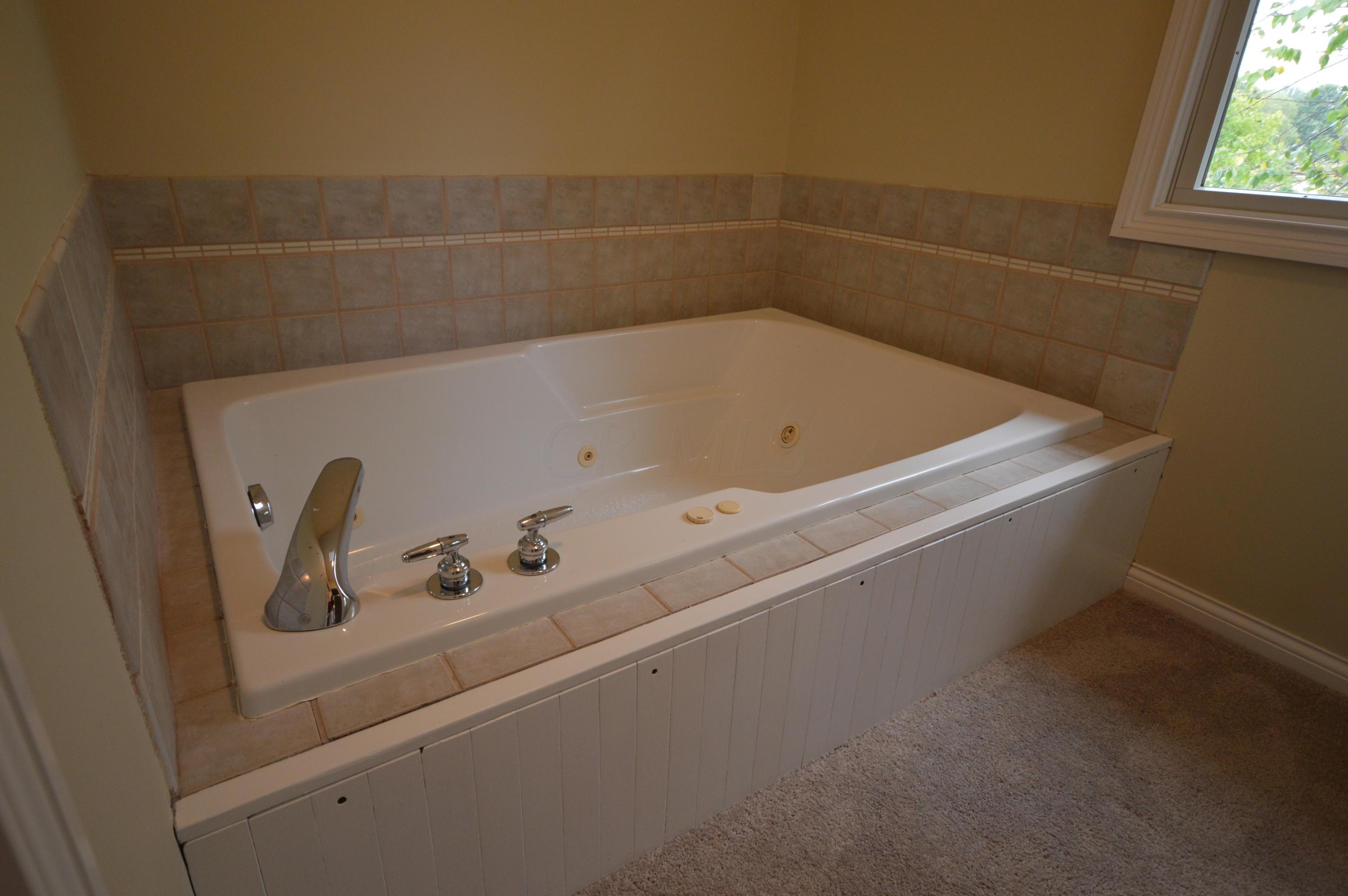 307 Bluff Ridge Court Powell, OH 43065 - Photo 21 of 44