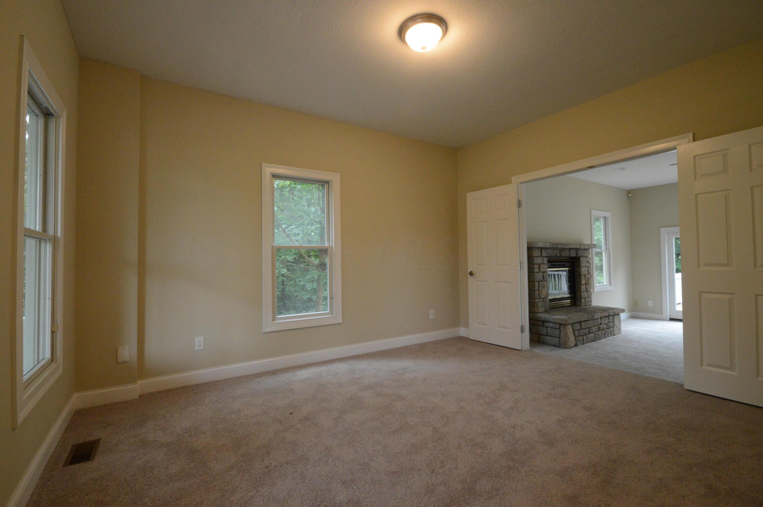 307 Bluff Ridge Court Powell, OH 43065 - Photo 8 of 44