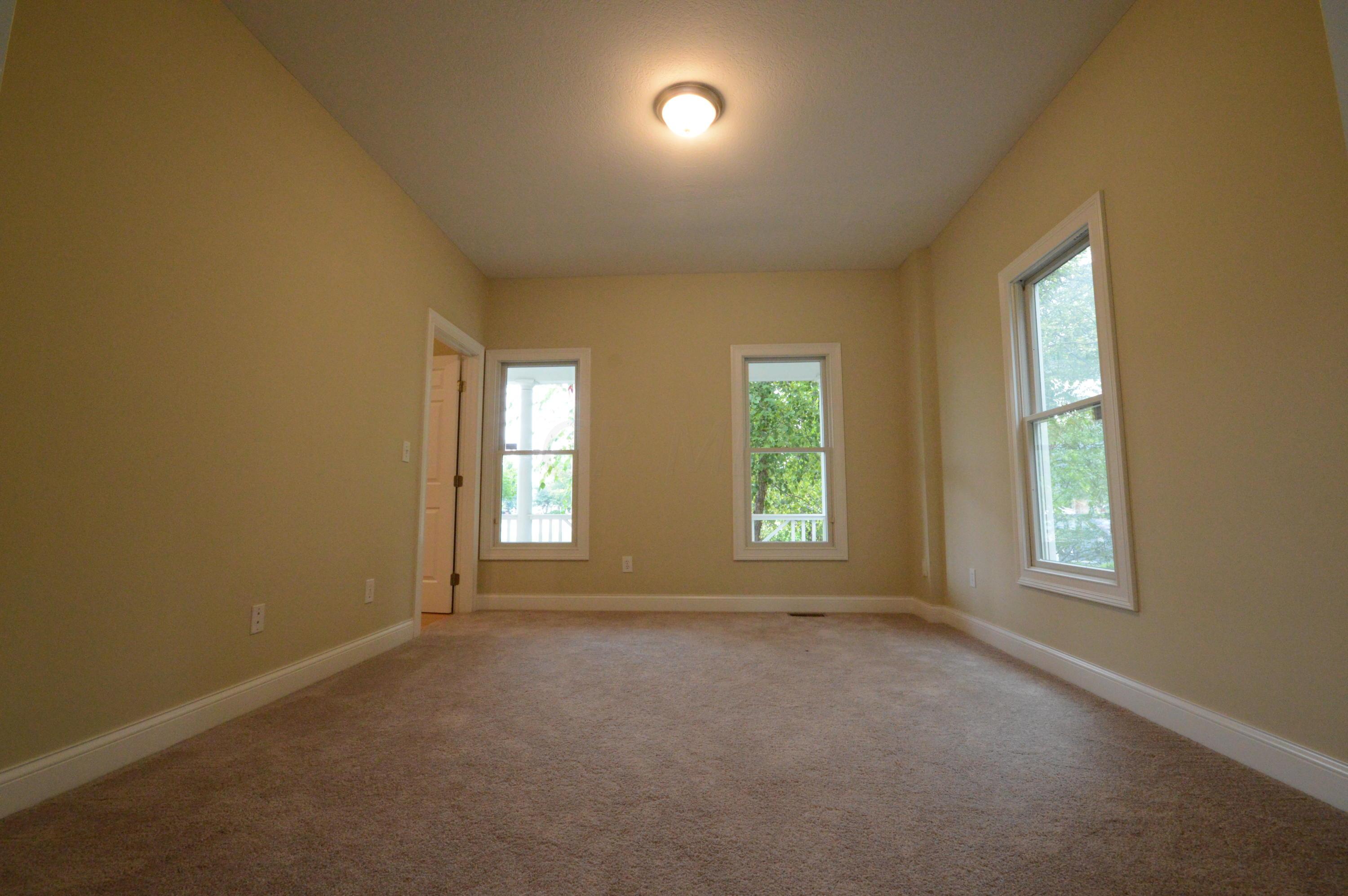 307 Bluff Ridge Court Powell, OH 43065 - Photo 9 of 44