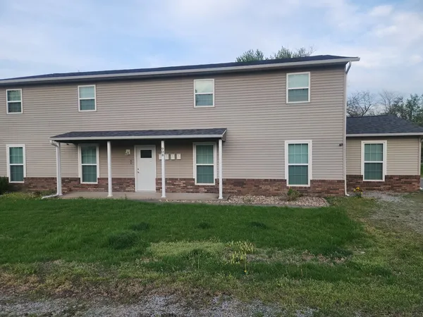 $500,000 | 908 South 10th Street, Herrin, IL 62948