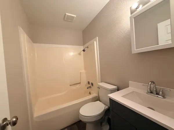 $500,000 | 908 South 10th Street, Herrin, IL 62948