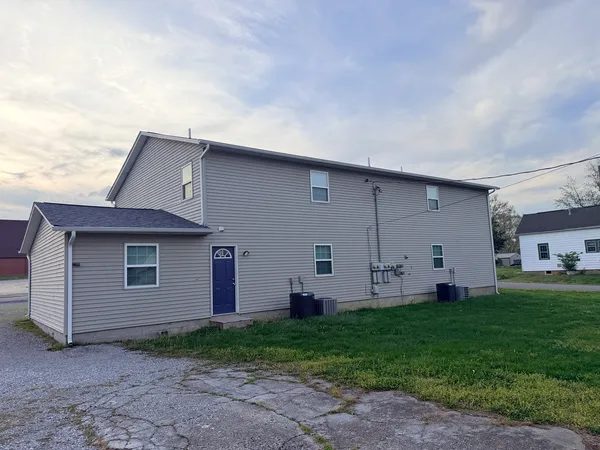 $500,000 | 908 South 10th Street, Herrin, IL 62948