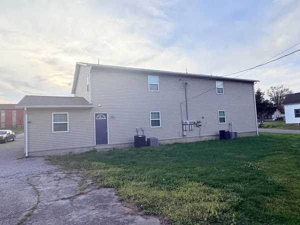 $500,000 | 908 South 10th Street, Herrin, IL 62948