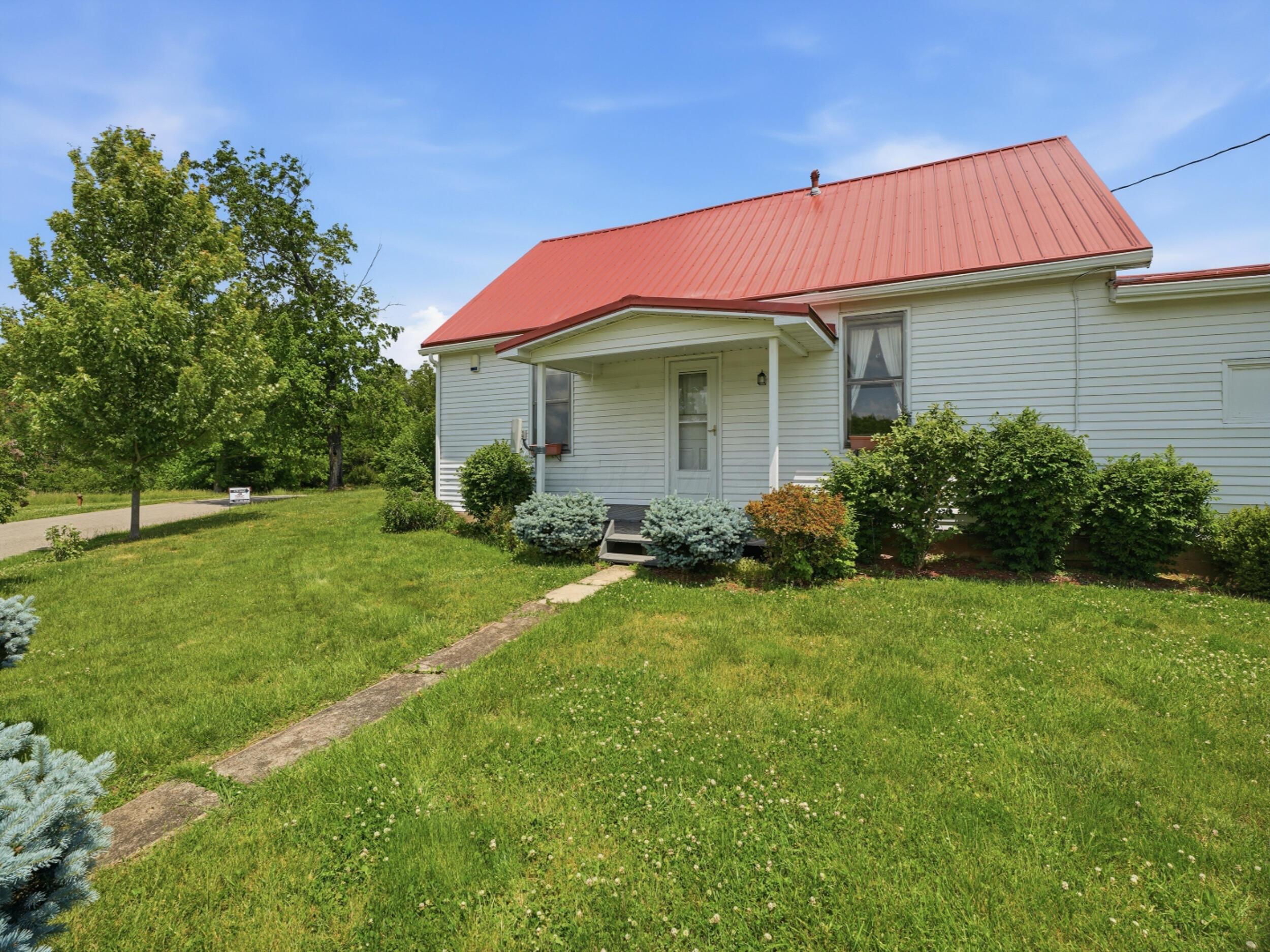 870 Rubrake Road Fleming, OH 45729 - Photo 3 of 49 #3
