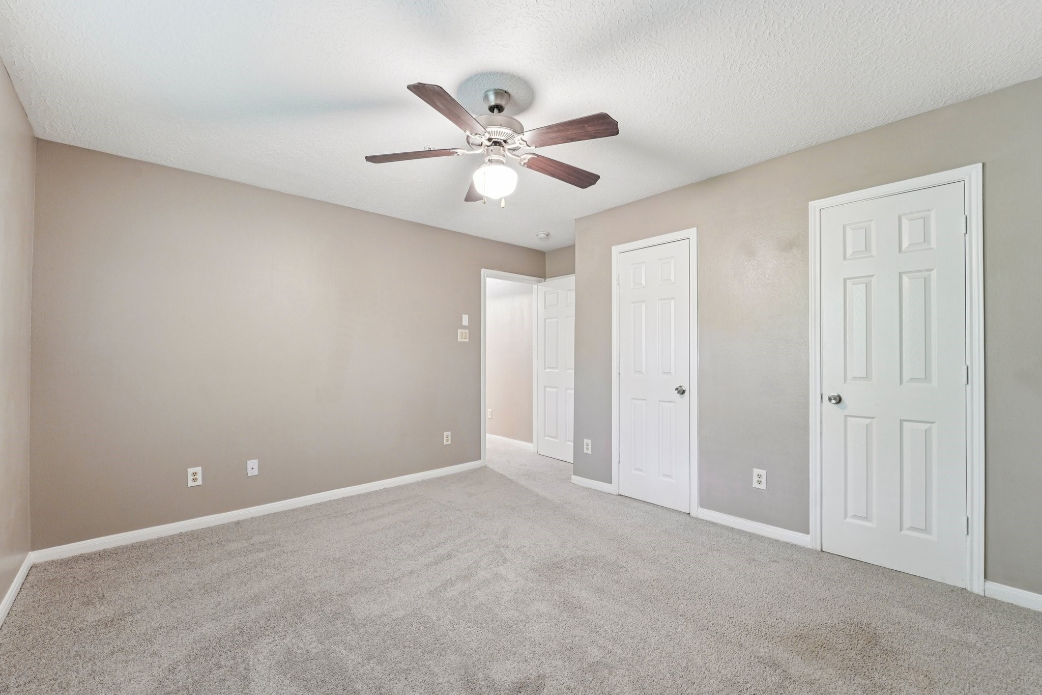 100 Westpark Drive, Unit 5 Conroe, TX 77304 - Photo 20 of 23 a view of an empty room