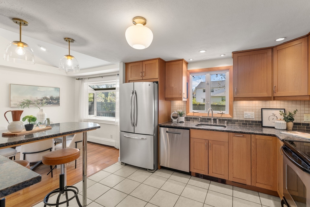 115 Albert Road Auburndale, MA 02466 - Photo 7 of 23