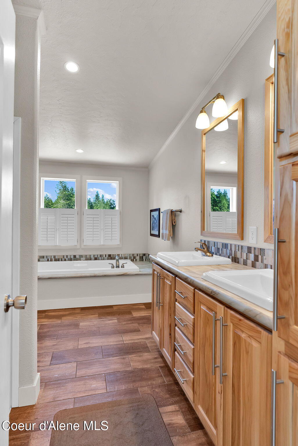 241 Promised Ridge Priest River, ID 83856 - Photo 24 of 58 Primary Bathroom