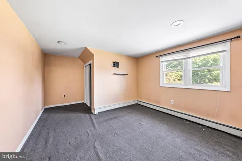 $375,000 | 318 Washington Street, Pennsburg, PA 18073