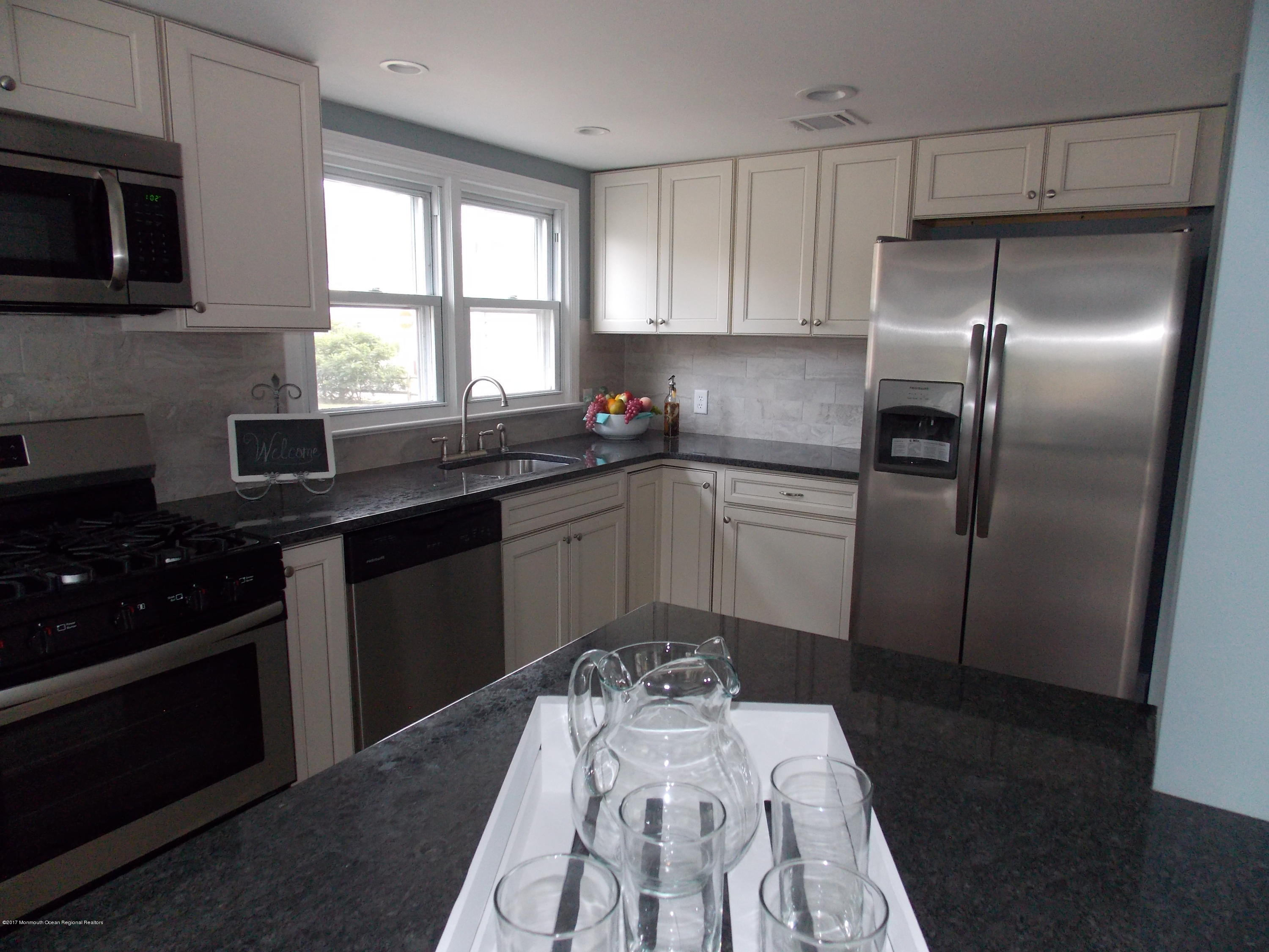 414 Raleigh Road Brick, NJ 08723 - Photo 13 of 30 DSCN6238