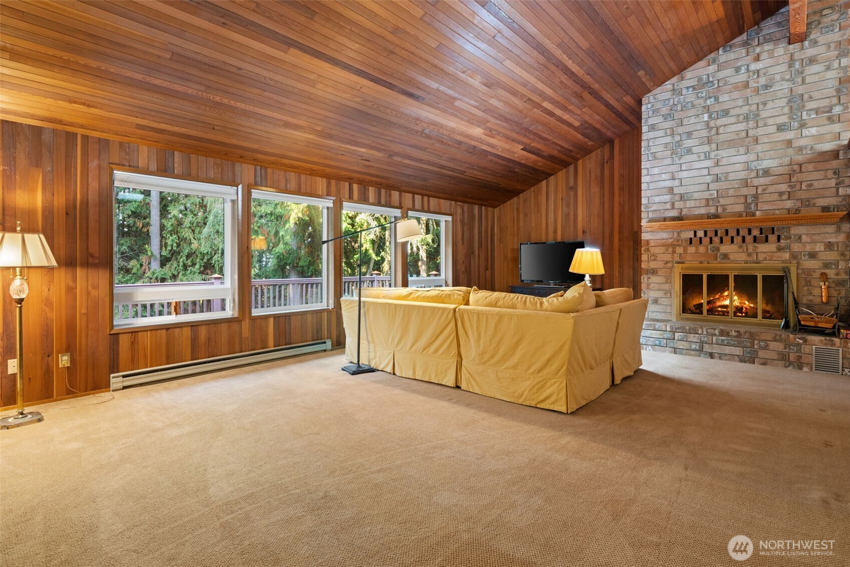 338 Fern Road Port Angeles, WA 98362 - Photo 4 of 34 Gallery Image 4