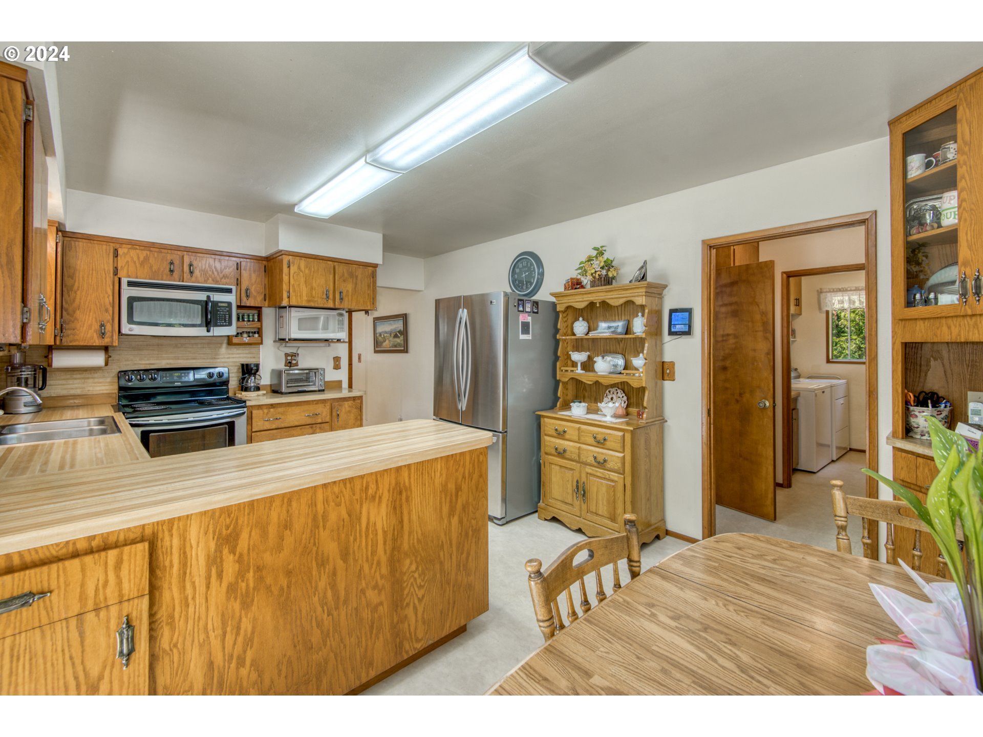 20125 South Lower Highland Road Beavercreek, OR 97004 - Photo 13 of 48 Gallery Image 13