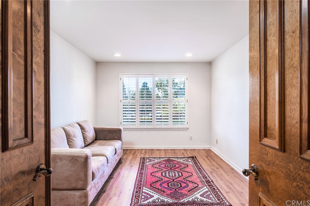 6352 Riviera Circle Long Beach, CA 90815 - Photo 18 of 31 Gallery Image 18