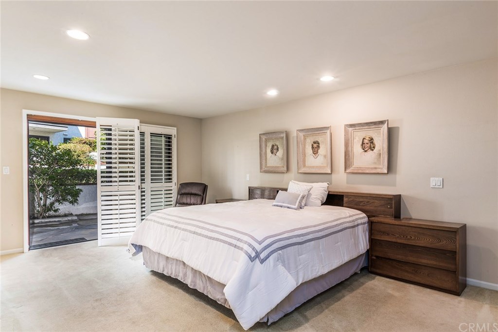 6352 Riviera Circle Long Beach, CA 90815 - Photo 22 of 31 Gallery Image 22