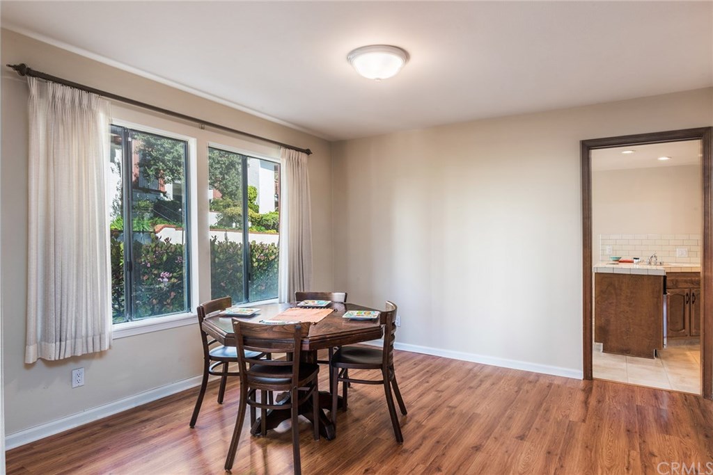 6352 Riviera Circle Long Beach, CA 90815 - Photo 8 of 31 Gallery Image 8