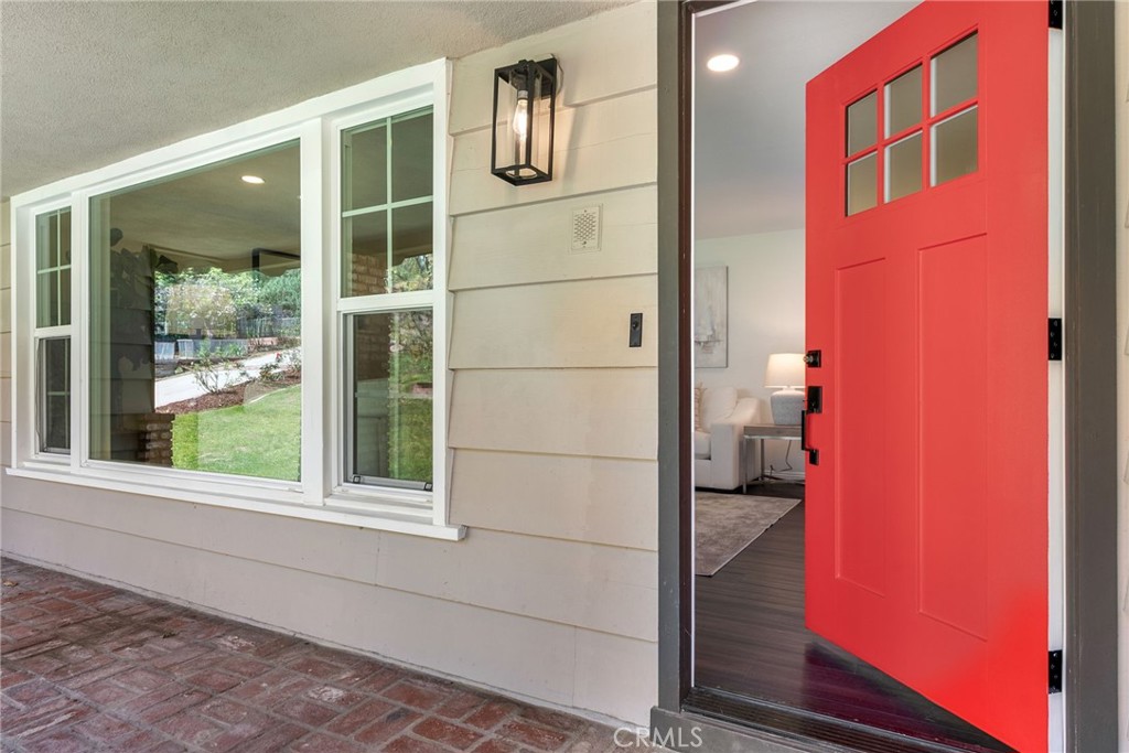 281 South Willdan Road Anaheim, CA 92808 - Photo 2 of 61