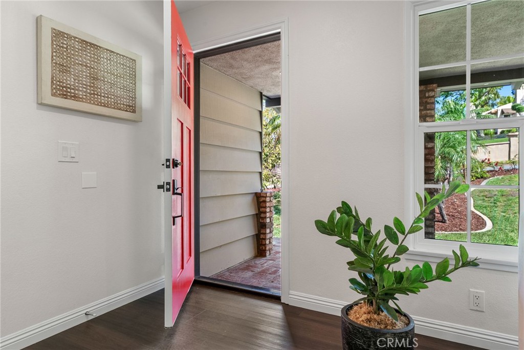 281 South Willdan Road Anaheim, CA 92808 - Photo 3 of 61