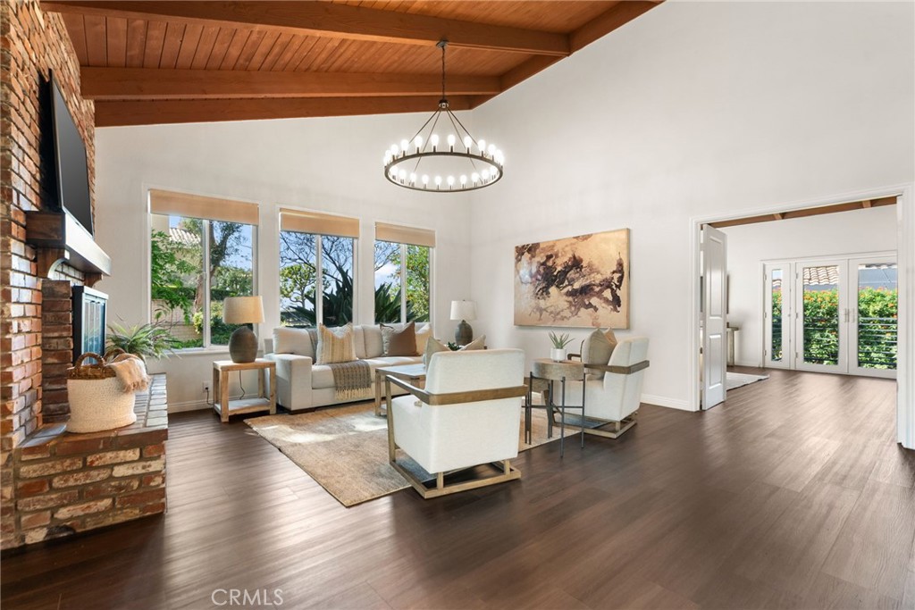 281 South Willdan Road Anaheim, CA 92808 - Photo 10 of 61