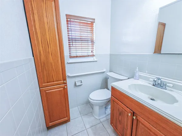 $275,000 | 3717 Newton Drive, Pasadena, TX 77503