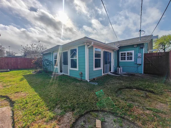 $275,000 | 3717 Newton Drive, Pasadena, TX 77503