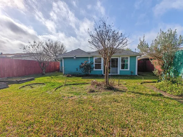 $275,000 | 3717 Newton Drive, Pasadena, TX 77503