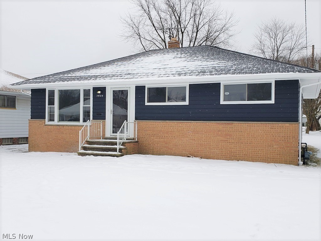 14104 Wheeler Road Maple Heights, OH 44137 - Photo 2 of 29