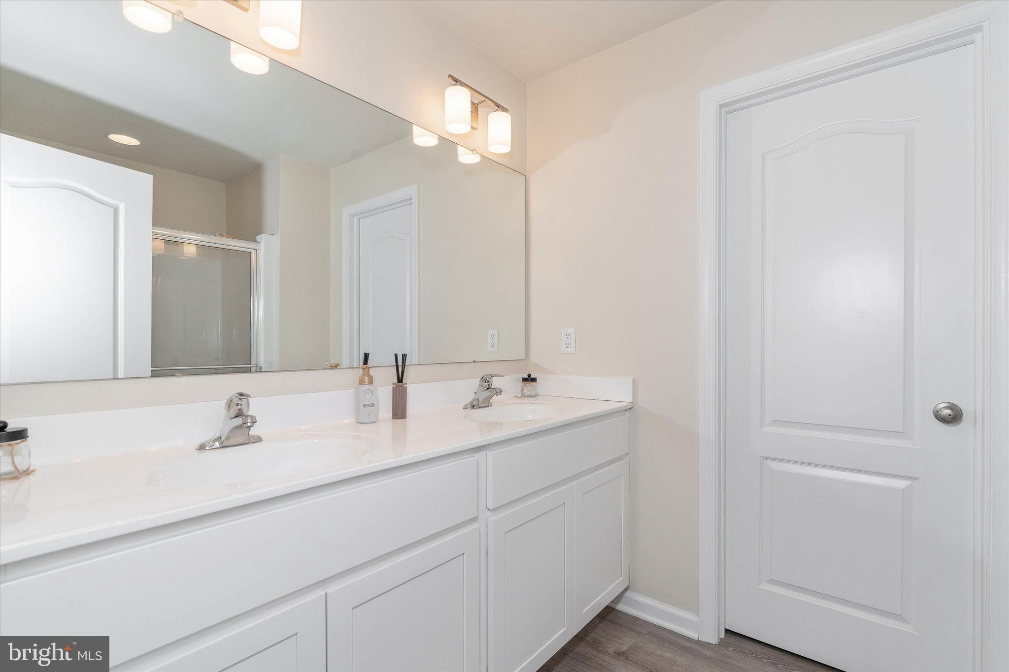 1703 Telegraph Road Wilmington, DE 19804 - Photo 25 of 43 Primary Bathroom