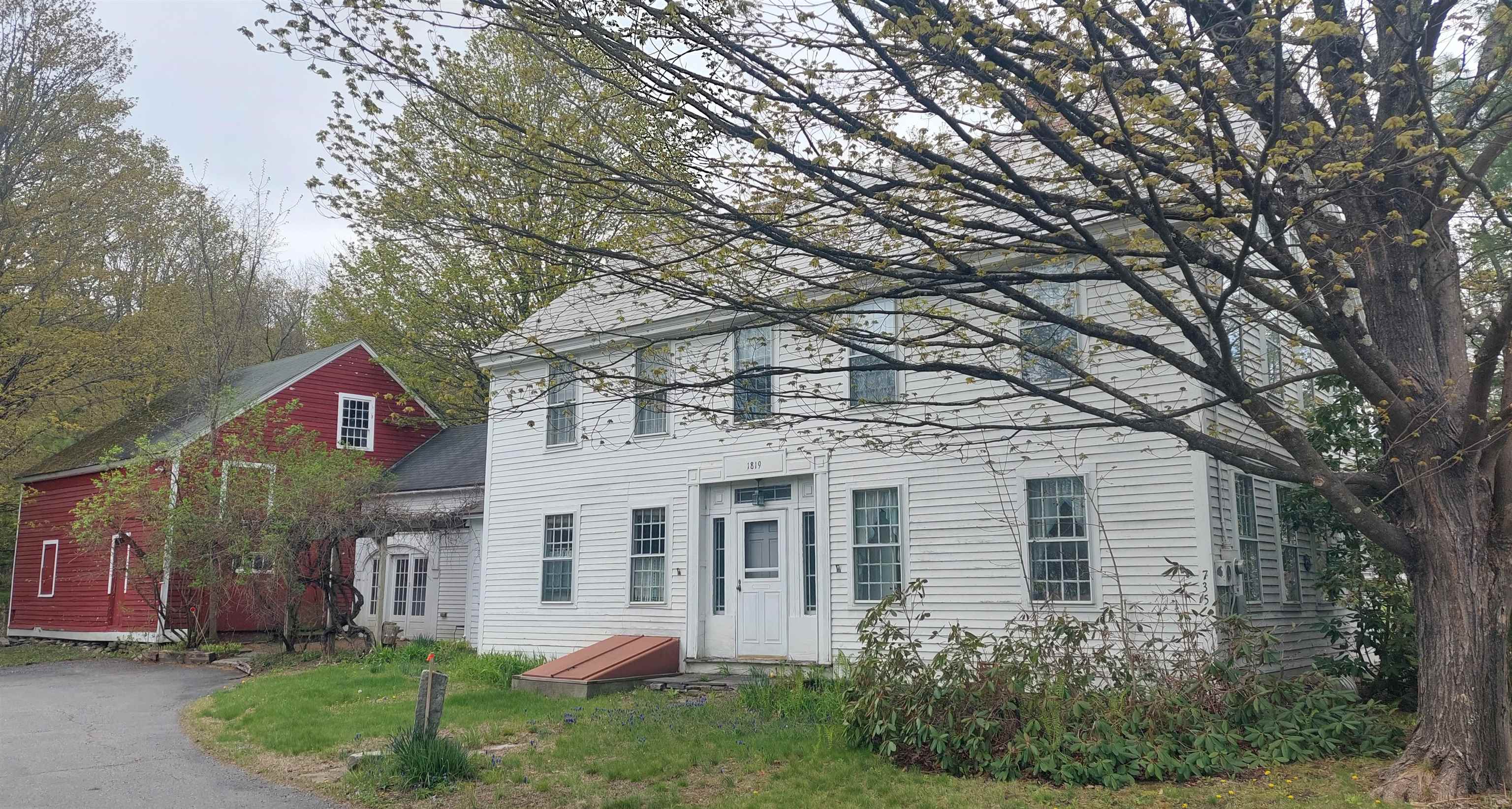 735 Main Street Chester, VT 05143 - Photo 1 of 11