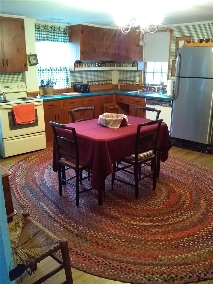 735 Main Street Chester, VT 05143 - Photo 2 of 11