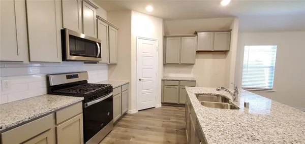 $2,500 | 808 Marigold Street, Princeton, TX 75407