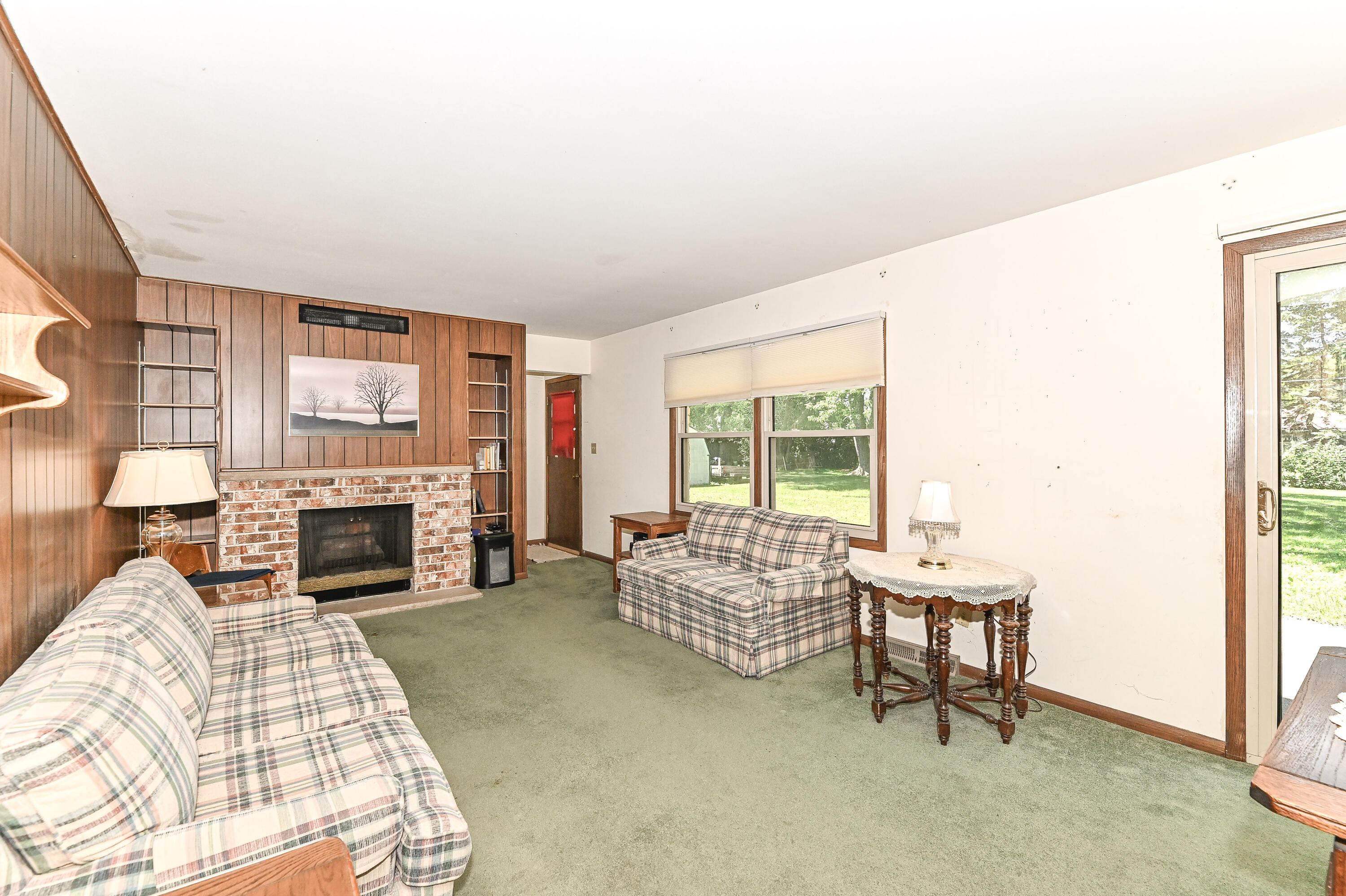 146 Perry Avenue Racine, WI 53406 - Photo 15 of 36 perry-18
