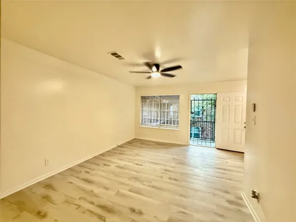 $775 | 6401 Skyline Drive, Unit 36, Houston, TX 77057
