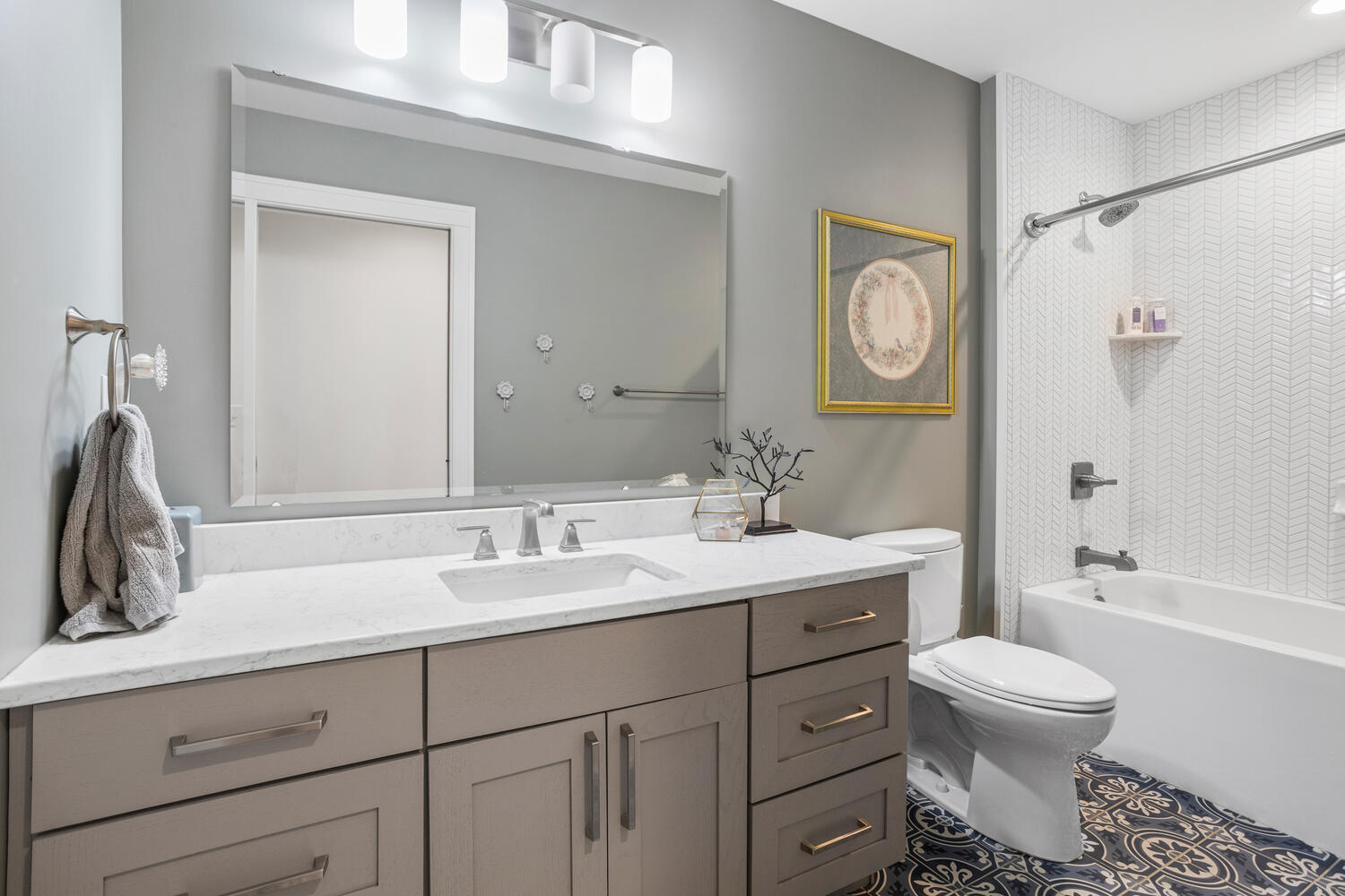 1335 2250 East St. Joseph, IL 61873 - Photo 45 of 68 a bathroom with a toilet sink double vanity and bathtub