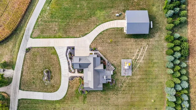 $1,450,000 | 1335 2250 East, St. Joseph, IL 61873