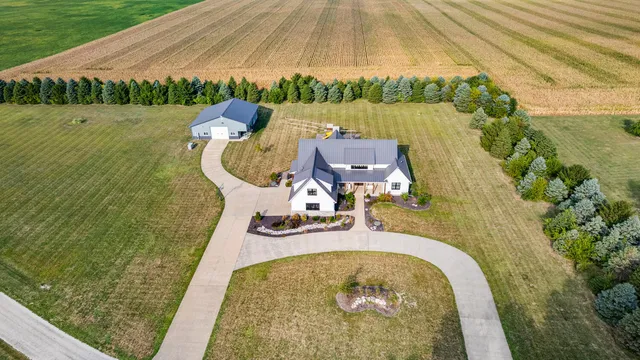 $1,450,000 | 1335 2250 East, St. Joseph, IL 61873