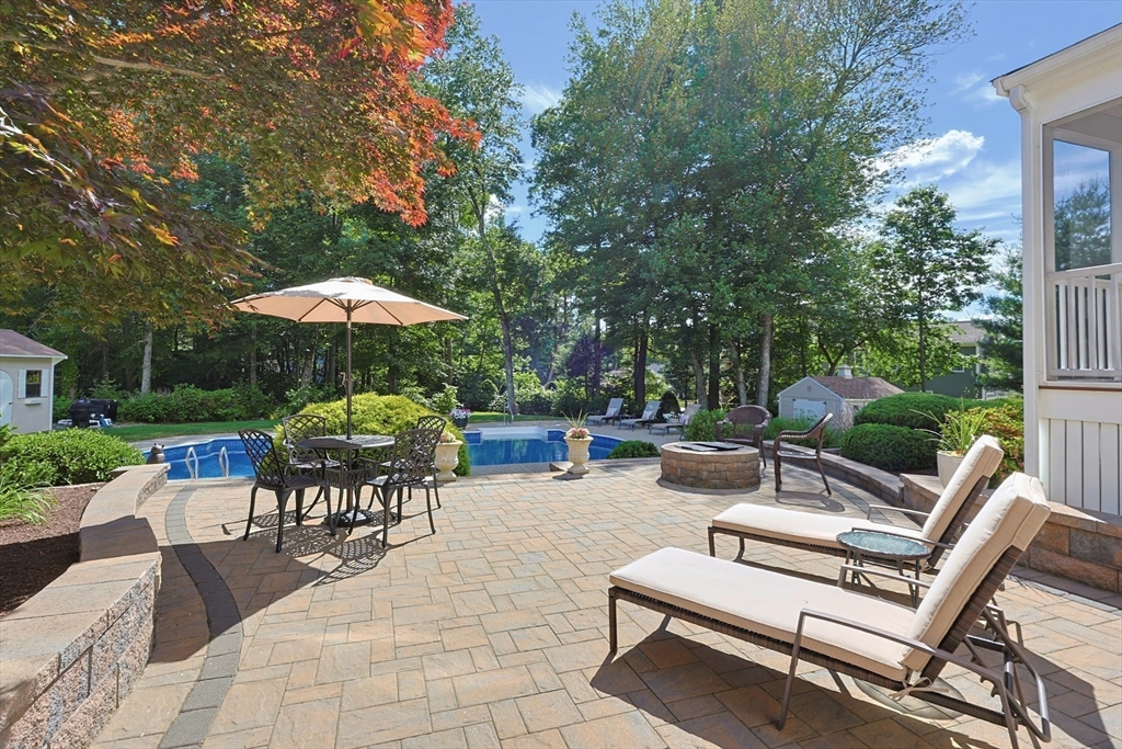 15 Saddle Ridge Road Holliston, MA 01746 - Photo 10 of 42 Gallery Image 10