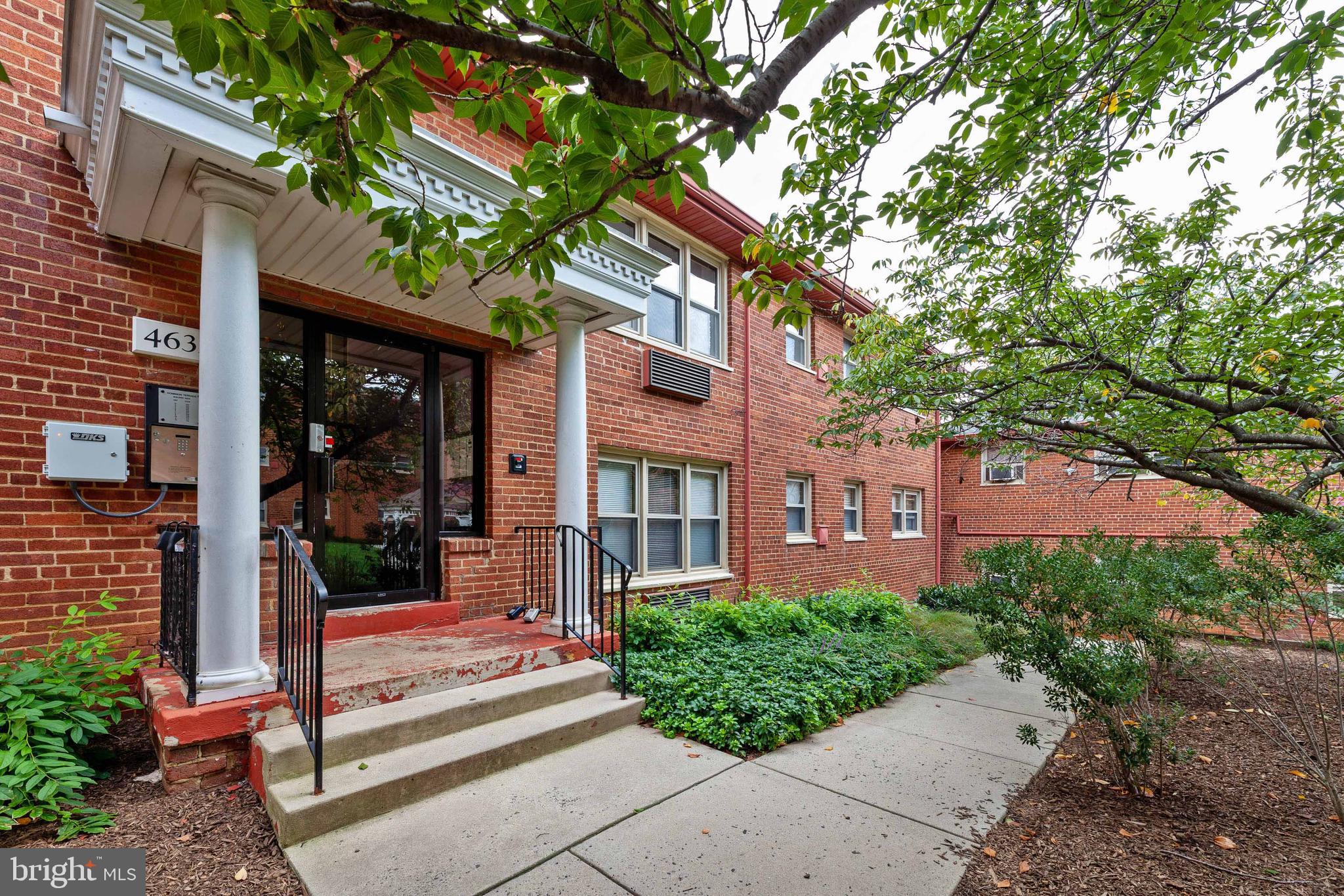 4635 20th Road North, Unit A Arlington, VA 22207 - Photo 1 of 31