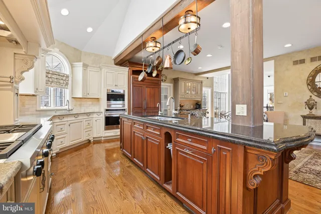 a view of a backyard with sitting area