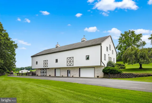 $3,000,000 | 1505 Newport Road, Manheim, PA 17545