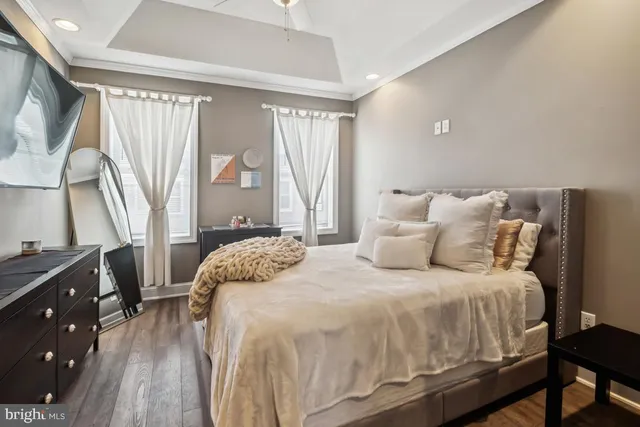 $325,000 | 121 South Curley Street, Baltimore, MD 21224