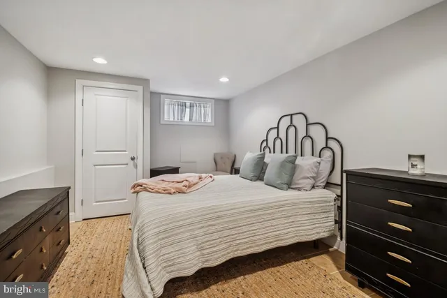 $325,000 | 121 South Curley Street, Baltimore, MD 21224