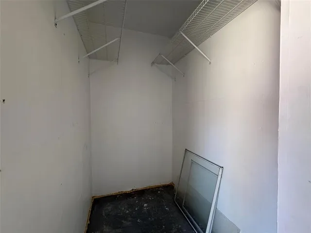 a view of a back yard of the house