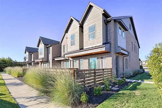 $370,000 | 7310 Concha Drive, Grand Prairie, TX 75054