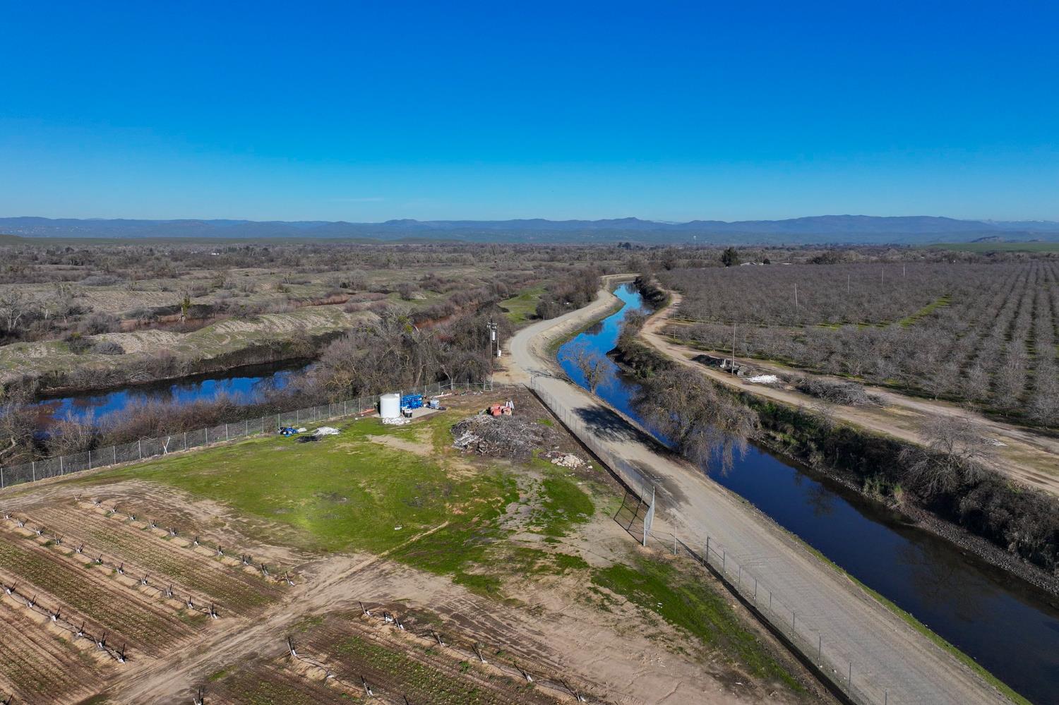 15116 Allen Road Snelling, CA 95369 - Photo 10 of 12 a view of a swimming pool with an ocean view