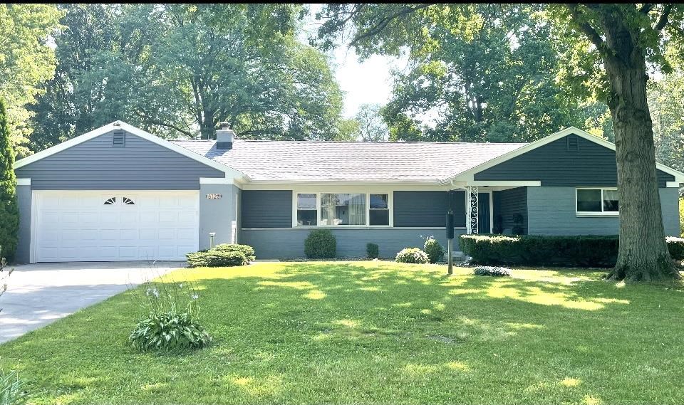 6123 West Hills Road Fort Wayne, IN 46804 - Photo 1 of 35 Gallery Image 1