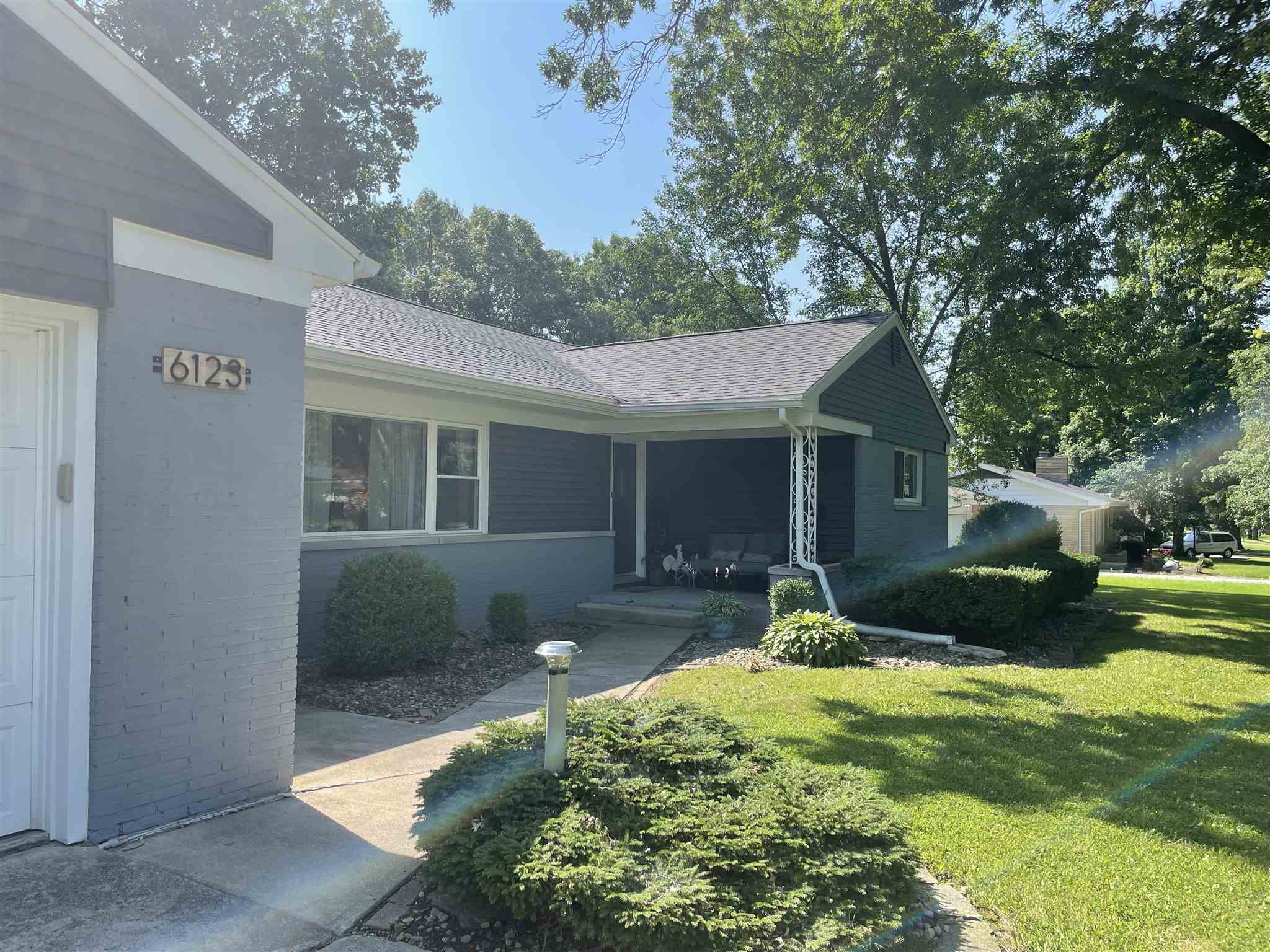 6123 West Hills Road Fort Wayne, IN 46804 - Photo 2 of 35 Gallery Image 2