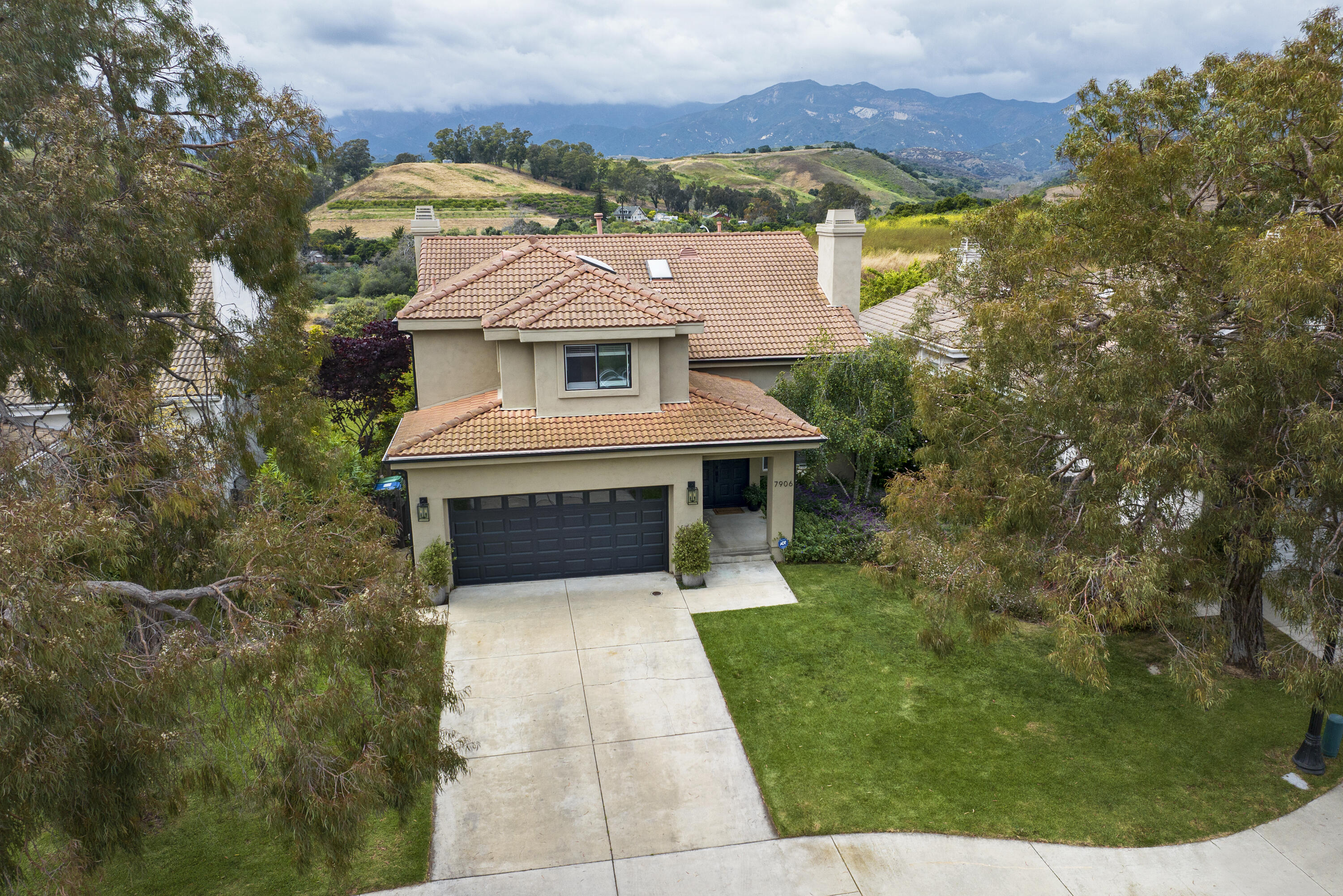 7906 Winchester Circle Goleta, CA 93117 - Photo 3 of 26 front view of a house with a yard
