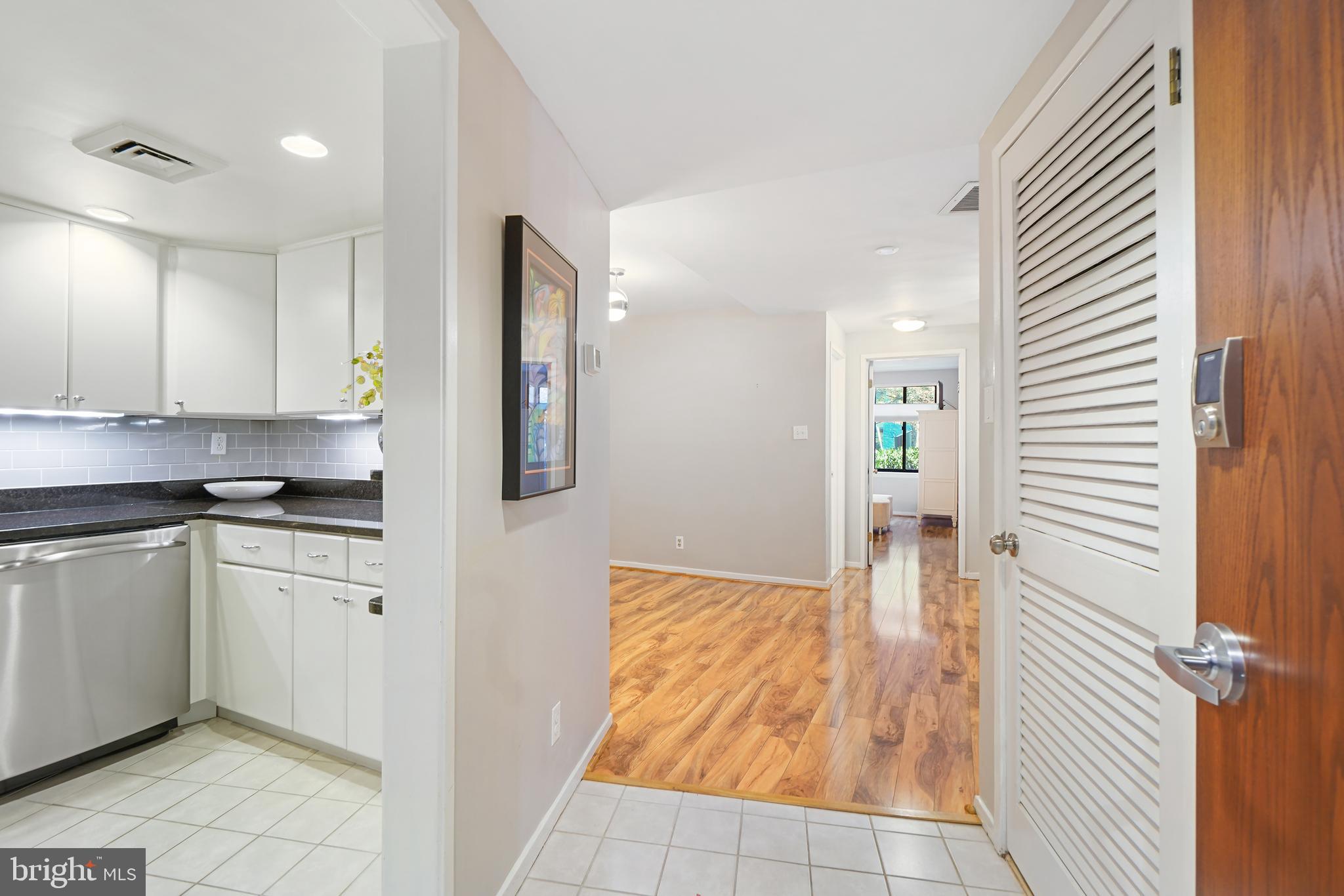 3 Washington Circle Northwest, Unit 106 Washington, DC 20037 - Photo 4 of 30