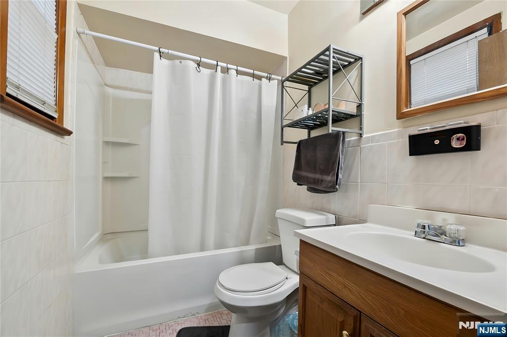 194 Saddle River Road Saddle Brook, NJ 07663 - Photo 19 of 45