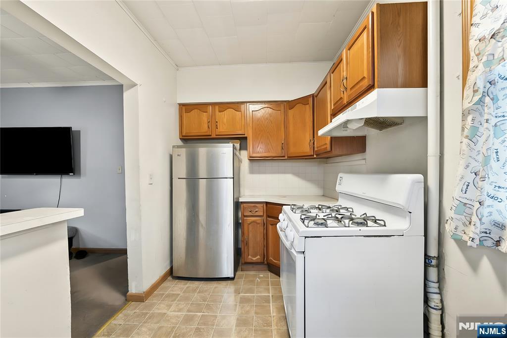 194 Saddle River Road Saddle Brook, NJ 07663 - Photo 22 of 45